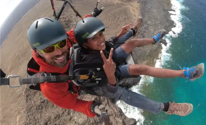 can anyone do paragliding